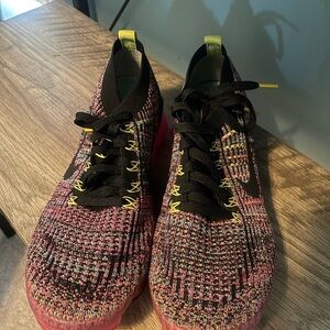 Nike Air VaporMax Flyknit 3 - women’s 11 - EXCELLENT condition